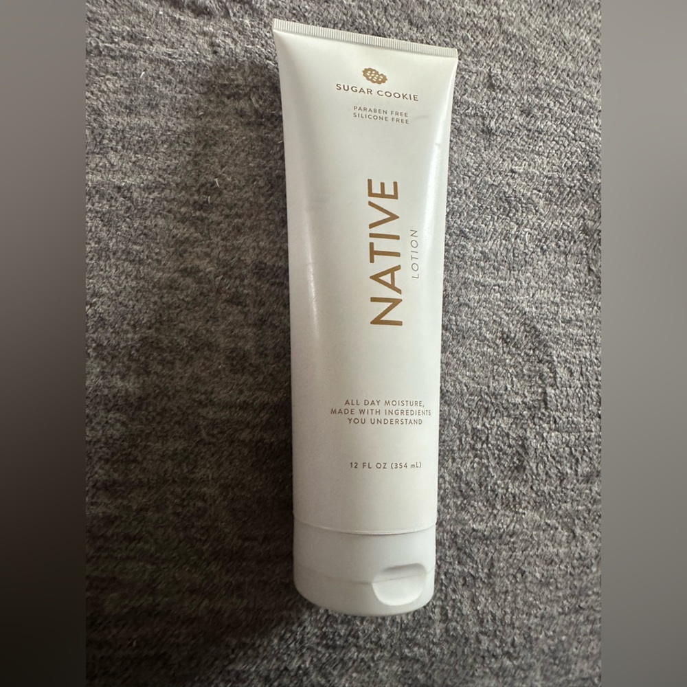Native Limited Edition Body Lotion Sugar Cookie Scented